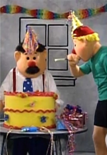 Celebrating 33 Years of The Big Comfy Couch