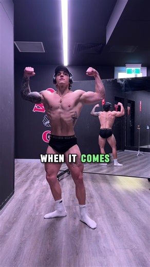 To build muscle, focus on training intensity rather than a specific rep range. This can be done with anywhere from 5-30 reps, depending on your preference. I use lower reps for heavy lifts and higher reps for accessory work. Follow for more daily content