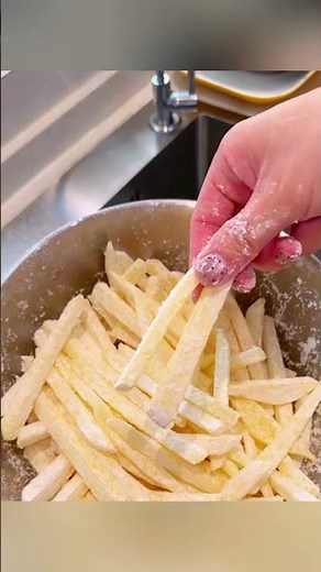 The 1-hour freeze trick for perfect french fries 🍟 #cooking #recipe #foodie