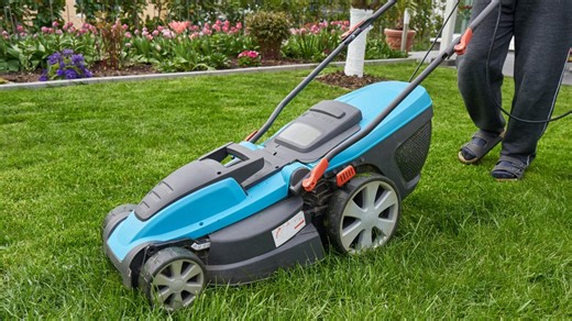 Cleveland Heights mayor announces return of lawnmower exchange program