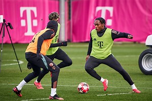 Chelsea will re-enter talks to sign 'very quick' £40m attacker who wants to move in January window