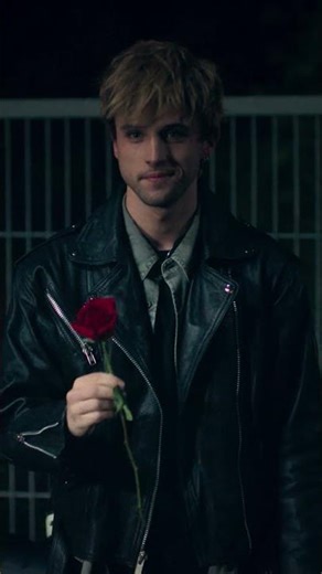 Bienvenidos al boulevard de los sueños rotos ✨ #BoulevardLaPelícula, 10 de abril solo en cines.