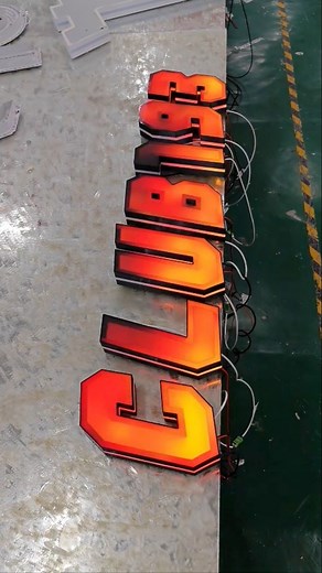 You must have never seen such a cool billboard before.#LED #fyp #Technology #renovation #company #shop #Sourcefactory #ledsign #led #signboard #signs #fyp #foryoupage #signature #lampmanufacturer #ledlightstrip #logodesign #signageinstall #signagemarking#ledsign #led #signboard #signs #fyp #foryoupage #signature | Jlb Ledsign