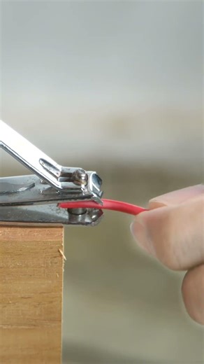 Remember the secret technique of the handyman using nail clippers