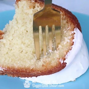 ✖️NEW RECIPE!✖️This vanilla bundt cake is anything but boring. It's firm enough to hold it's shape in a bundt pan, but still tender enough to enjoy for days. Buttermilk and a touch of orange make this the best vanilla bundt cake ever. ⁠ ⁠ If you follow my channel, you'll know I'm a bit obsessed with buttermilk. And rightly so! It's the magic ingredient to make any cake moist and delicious. So I used it on the inside AND outside of this cake. I mean... buttermilk vanilla glaze? Yes please. ⁠ ⁠ Re