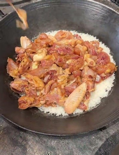 Firewood Chicken & Char Siu Crispy Rice with Braised SauceSavory firewood chicken