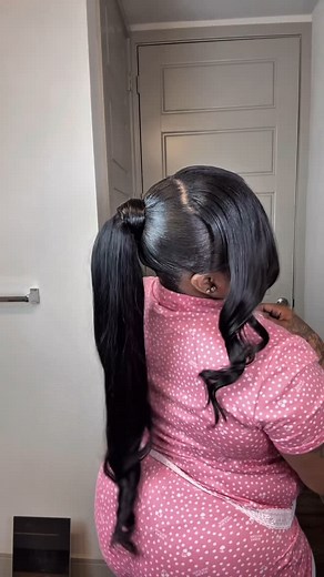 TRACEY SHENISE on Instagram: "Sleek Ponytail Tutorial w clip-in bang Instant ponytail & clip-in from @frodiohair & It’s 100% Human Hair 🥰 . . . . . . . . . . #Clipins #sleekponytail #howtodoaponytail #frodioponytail #extendedponytail #dfwhairstylist #hairstylesforblackgirls #hairtrends #fyp #hairtutorial #diyhairstyles #dallashair #explorepage #humanhairponytail #hairreview #hairvendor #ponytailhair #midponytail #lowponytail #frodio #hairstylesforblackwomen #hairinfluencer"