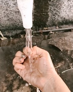 Dr. Navleen Kaur on Instagram: "do you know about Maori tattoos? 🖤 I got stuck with this design & started reading about it’s significance. Amazed with the meaning of each “dot to the lines” I thought of jotting it down here about Maori art. ✨ “Tohunga ta moko” was the name given to the Maori tattooist. He was a man or woman greatly respected in the tribe or community; a prominent figure who was considered “tapu”, which is to say sacred and revered. The first technique was to dip the uhi 