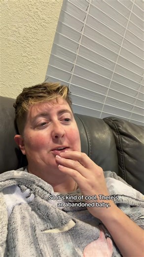 Spoilers alert!! Let’s watch The Pitt, season 2, episode 1. I’m a pediatric ER doctor, so this show is remarkably close to what I do at work every day HBO Max #ThePitt #review #erdoctor #hbomax #spoiler Disclaimer: For educational and entertainment purposes only and should not be regarded as medical advice or replace the advice of your physician | Dr.Beachgem10