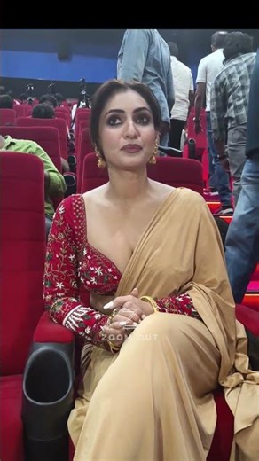 ಬೆಂಗಳೂರಿನ ಅಭಿಮಾನಿಗಳಿಗೆ ನಮಸ್ಕಾರ ಎಂದ ಹಿಂದಿ ನಟಿ ಶಿವಾಂಗಿ ವರ್ಮ… | zoom out #zoomoutkannada