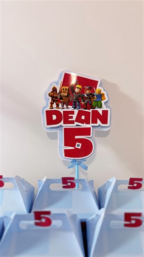 𝙻𝙻 𝙲𝚛𝚊𝚏𝚝𝚎𝚍 𝙱𝚘𝚞𝚝𝚒𝚚𝚞𝚎 | 𝙿𝚎𝚛𝚜𝚘𝚗𝚊𝚕𝚒𝚜𝚊𝚝𝚒𝚘𝚗 on Instagram: "Roblox Themed Gable Boxes! Make your party favors extra special with our fully personalized Roblox themed gable boxes! Each box is: Customized with your child’s name and age Designed in vibrant Roblox colors and characters Perfect for filling with chips, candy, juice, and fun treats A beautiful take-home gift for every guest Our gable boxes add that WOW factor to your dessert table and make your celebration look