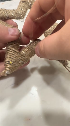 A simple, cozy holiday ornament that looks magical on any tree ✨ Perfect if you love rustic, warm Christmas vibes. Materials: • Cardboard • Twine (jute) • Mini string lights • Hot glue gun • Ribbon (optional but adorable 🎀) Cut the star shape, wrap it with twine, add lights and a bow — and you’ve got the cutest handmade ornament! ✨ If you try this DIY, don’t forget to tag me — I’d love to see your version! #christmasornaments #diychristmas #holidaycrafts #rusticdecor #cozychristmas #christmastr