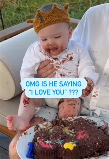#oliviamunn #baby #Family #cute | olivia munn