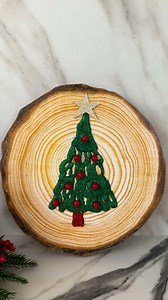 Hot Glue Christmas Tree 🎄✨ #hotgluecrafts #christmastree #diyholiday | Beamish DIY