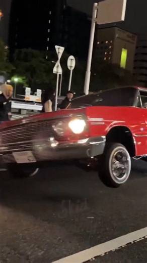 1963 Chevy Impala Rolling timeless on da strip. Low. Clean Legendary