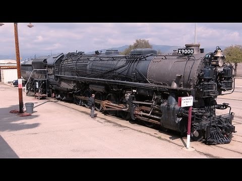 Union Pacific 9000 Steam Locomotive!