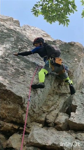 돼지릿지 6피치 크럭스~~온사이트 #암벽등반 #rockclimbing #바위 #클라이밍 #climbing #클라이머 #산악회 #이천시 #암벽 #등반 #등산 #경기도 #도드람