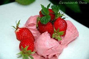 Glace à la fraise et mascarpone