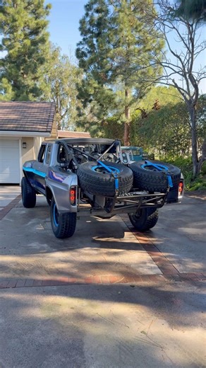 BADASS F100 Pre-Runner #truck #truck #baja #offroad #offroading