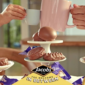 Jacobs Elite biscuits, between you and your mum this Mother’s Day! Try your own afternoon tea filled with all your favourite biscuits. | Jacob's Biscuits