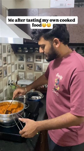 Naveen reddy on Instagram: "self love😌 #cooking #food #chickencurry #nonveglover #cookingfood #karnataka #kannadasong #upendra #uppi #song #kannada #love #life #eating #bangalore #weekendvibes #foodie #trendingreels♥️ #selflove #selfcook #chickentikkamasala #fyp #explorereels #explorepage #feelitreelit #trendingreels♥️ #trending #viral #viralvideo #viralreeĺ"