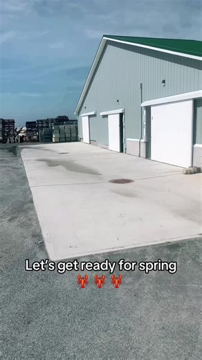 Building a Lobster Tank for Spring in Nova Scotia