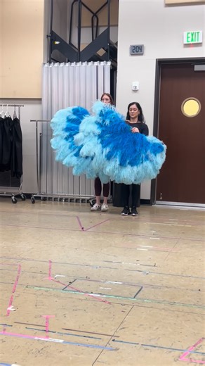 Name a more iconic duo…we’ll wait 💙 Get a sneak peek at the song “Sisters” in the rehearsal room for Irving Berlin’s WHITE CHRISTMAS before we move into the theatre ❄️ | Theatre Under The Stars