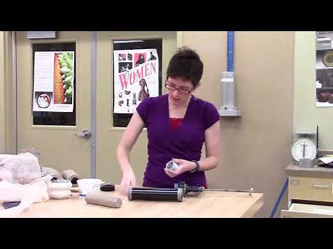 Extruder: Small Hand Held Extruder (1 of 3) Set Up and Extruding