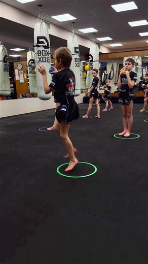 ✅Boxing day✅ •Kids group (ages 6–9) We focus on fundamentals, coordination, and proper technique from the very beginning. LEADER Muay Thai Club #leadermuaythai #kidsboxing #muaythaikids #boxingforkids #kidsmartialarts martialartskids sportforkids tallinn lasnamae muaythaitraining | Leader Muay Thai Club
