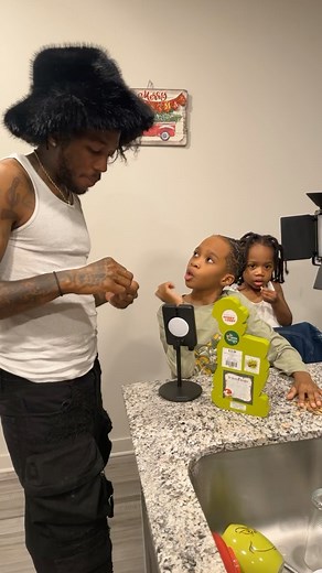 Davis Fargos on Instagram: "Ayden don’t send the message back the right way in real life lol #reels #reelsinstagram #viral"