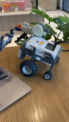 Programming Mindstorms NXT (EV3-G) - Automatic car boot #legomindstorms #nxt #coding #gurusekolah