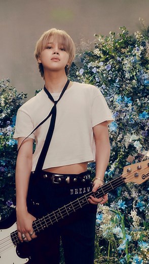 Kitto｜韓国最新情報 on Instagram: "BTSジミンのソロアルバム『MUSE』のコンセプト写真公開！ 青い花に囲まれた神秘的な雰囲気が印象的なBLOOMINGバージョンです。続いて発表されるSERENADEバージョンも楽しみですね！ ジミンのソロアルバムは7月19日に発売予定。 📸 @bts.bighitofficial ▶︎ 韓国が知りたいとき、とりあえずKitto ▶︎ きょうの韓国をアップデート"