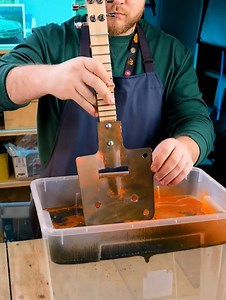 Ever thought of making a guitar out of a shovel? | 5-Minute Crafts Family