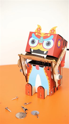 Ready to guard your village? 🧧 Our Nian Robot turns Chinese New Year into a hands‑on STEM adventure: assemble the robot, connect the mechanism and watch it move like the mythical Nian. Kids can stash coins or lucky messages inside and carry their robot guide to every celebration. | Tinkerer