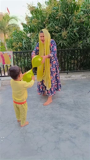 daddy solve Shivling balloon problem😇🤣 #ekmotahathighumechala#funny #waitforlast#shortsfeed #comedy