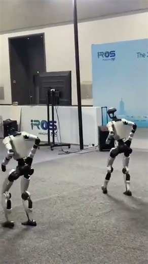 Dans Eden Robotlar Ortalığı Kopardı! 🤖💃 “Bu Robotta Ritim Var!” #trend #funny #robot