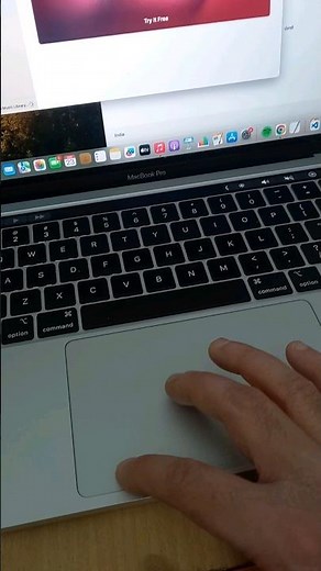 How to drag windows using three fingers in macbook #macbooktips #macbookshorts #shorts