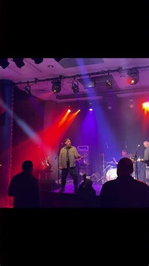 SOUND GARDEN "Spoonman" mind-blowing cover by Black Dog