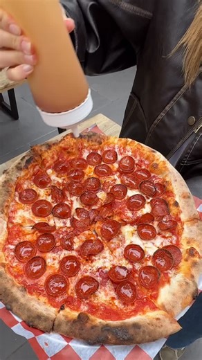 🎃 This Friday & Saturday — the Halloween magic begins! 👻 We’ve hidden 3 Golden Tickets inside our pizza boxes — find one and get free pizza till the end of the year (one every week!) 🍕🪙 Oh, and by the way — Bleecker Street is a must-visit spot for the Halloween parade… so you know where to stop by 😉 See you tomorrow at The Pizza Box — where the pizza’s hot and the ghosts are friendly! | The Pizza Box NY