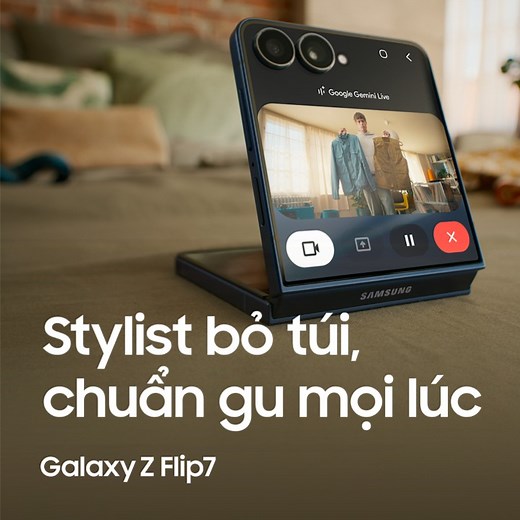 Stylist bỏ túi - sẵn sàng đồng hành cùng bạn trong từng outfit. Bật ngay FlexMode, thoải mái rảnh tay “lên đồ” với FlexWindow 4.1" vô cực trên Galaxy Z Flip7. Sở hữu ngay: http://smsng.co/6002fXF6i #GalaxyZFlip7 #FlexWindow #selfie #Samsung #UltraGapMo | Samsung