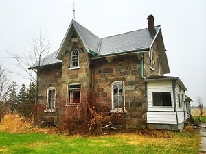 Urbex: UNIQUE ABANDONED Stone Farm House