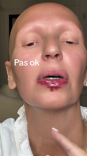 Red flag @HELLO GLOWERY bon bein toujours pas pour moi sorry | hello glowery