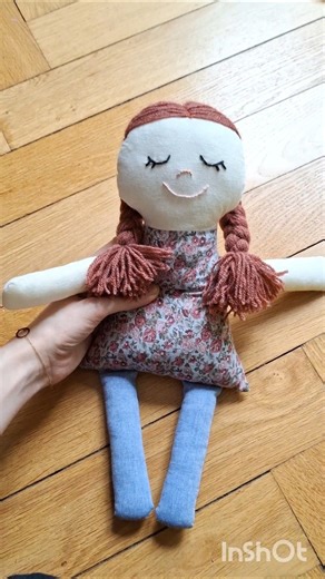 Sewing my first rag doll from fabric scraps ♻️💖 #sewing #diy #upcycling #doll #trashtotreasure