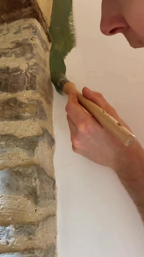 73K views · 1.5K reactions | Retour sur la peinture de la mezzanine et du couloir , ce vert se marie si bien avec le bois , on ne s’en lassera jamais je pense !  #couplelove #rénovation #diy # | Alex et Arnaud | Facebook