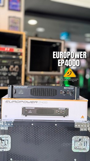 🔊 Behringer Europower EP4000🔥 Potente amplificador profesional estéreo y en puente: Potencia RMS: 🔹 2x 550W @ 8Ω 🔹 2x 950W @ 4Ω 🔹 2x 1250W @ 2Ω 🔹 Modo puente: 1750W @ 8Ω / 2400W @ 4Ω Entradas: XLR y Jack 6.3 mm Salidas: Speakon y bornes Filtros de baja frecuencia (30 Hz / 50 Hz) Limitadores por canal contra sobrecargas Transformador toroidal de alto rendimiento Transistores Toshiba/Fairchild ultra confiables LEDs de señal, clip y protección ✅ Ideal para sistemas de sonido exigentes y de al