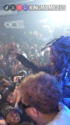 Diamond* Performs “Carmelo” LIVE - Silo Brooklyn NYFW