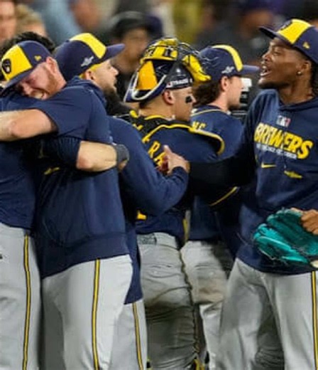BREWERS GOING TO THE WORLD SERIES FOR THE FIRST TIME IN 44 YEARS #brewers #worldseries #mlbpostseason #mlbedits #edit