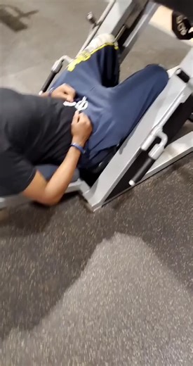 When you've never done legs at the gym 🤣 #fitness #fitnesstiktok #exercise #gym #legday #legpress #fitnesschallenge #workout #fitnessworkout #lafitness #funny #fyp #foryou