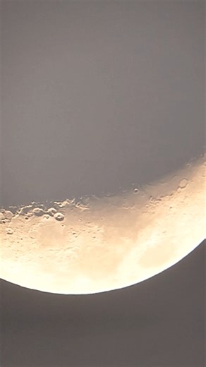 Moon cretors Day view vs Night view through 8" GSO Dobsonian telescope and mobile
