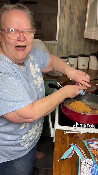 Delicious Taco Salad Recipe for Family Meals